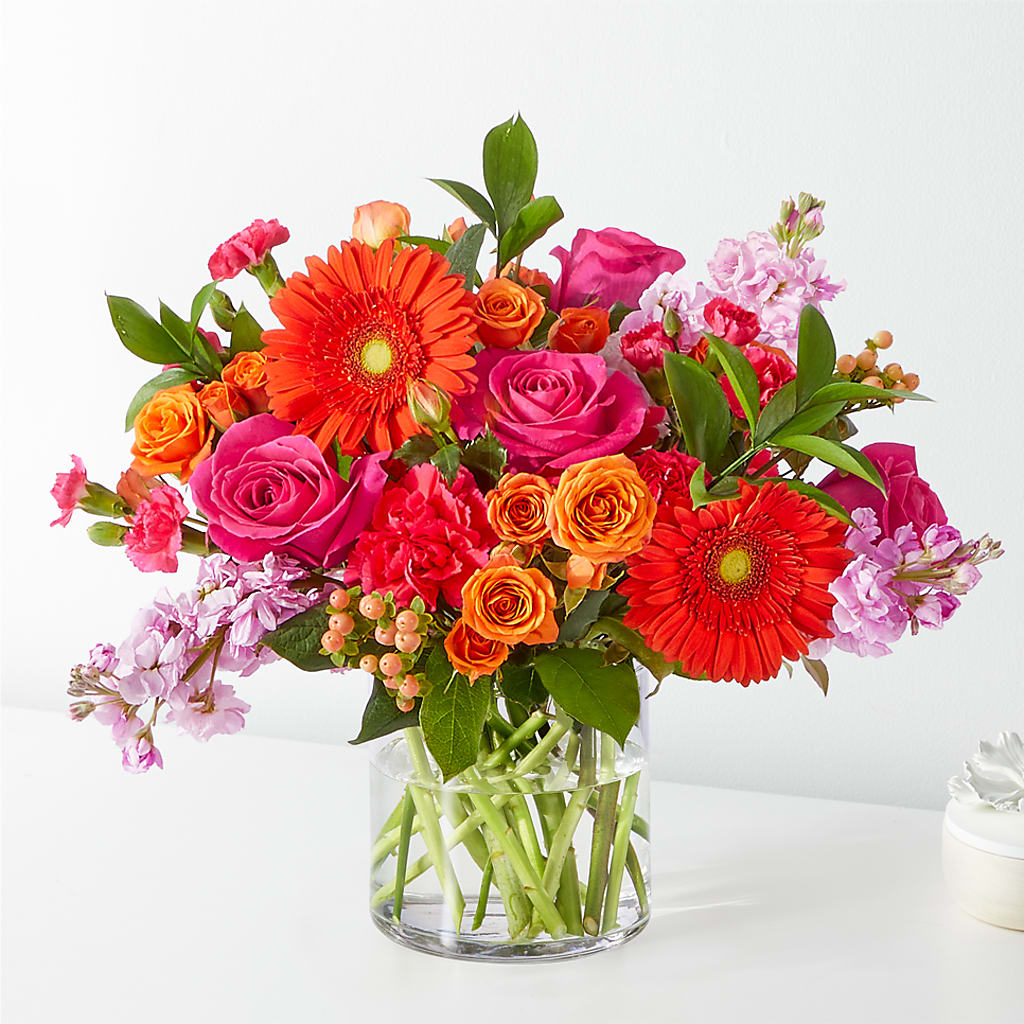 Fiesta Bouquet – Seaside Stems, Old Saybrook CT