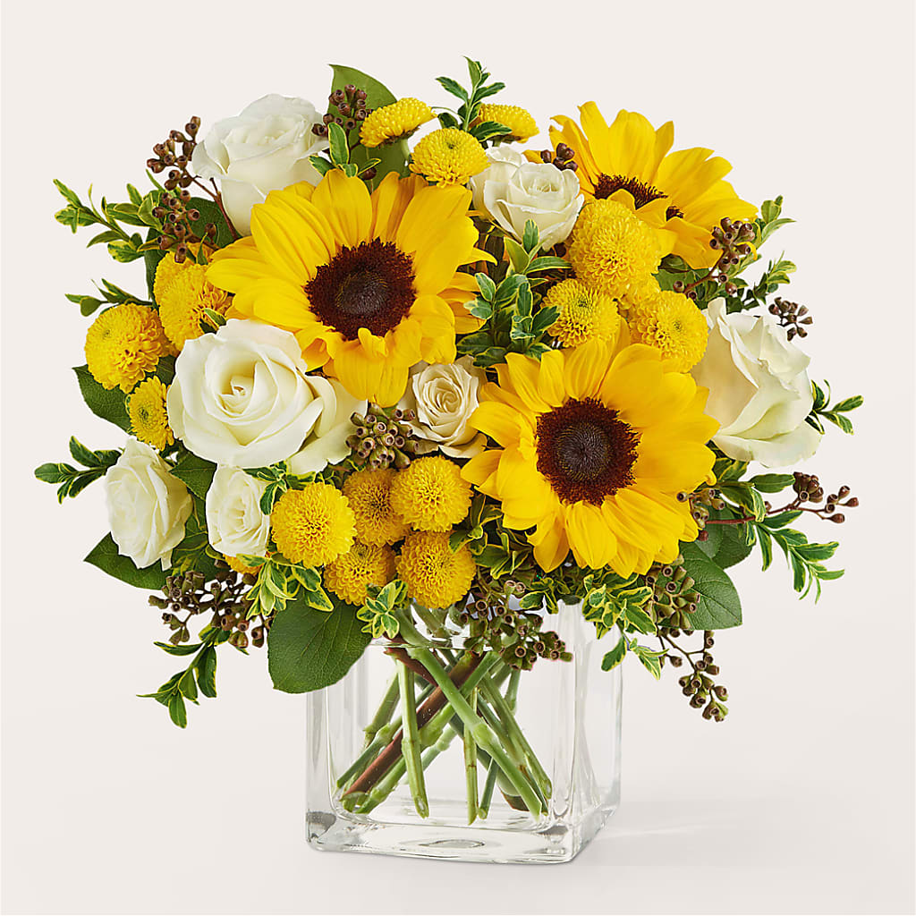 Luminous Morning Bouquet – Seaside Stems, Old Saybrook CT