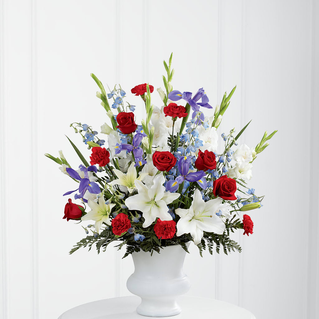 Gratitude Arrangement – Seaside Stems, Old Saybrook CT