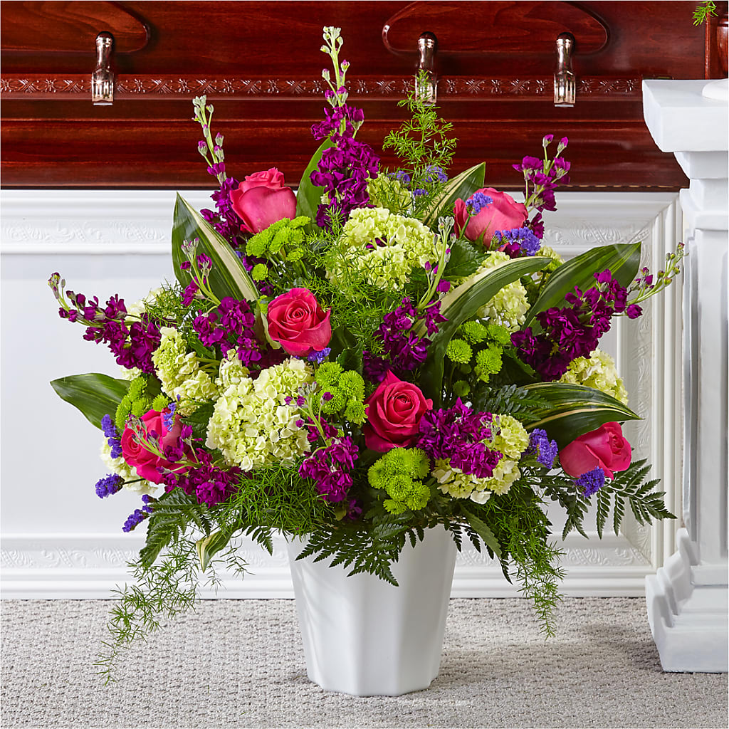 Beautiful Horizons Floor Basket – Seaside Stems, Old Saybrook CT