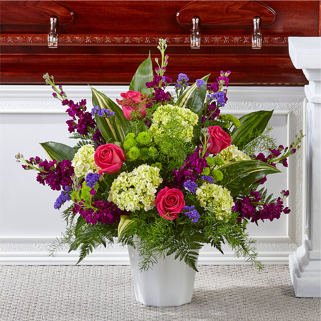 Beautiful Horizons Floor Basket – Seaside Stems, Old Saybrook CT