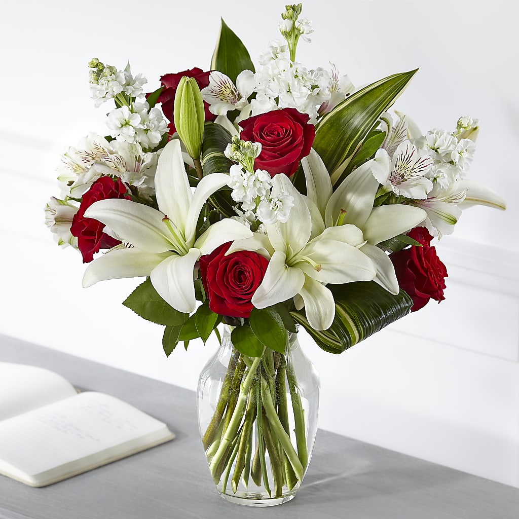 Loving Respect Bouquet – Seaside Stems, Old Saybrook CT