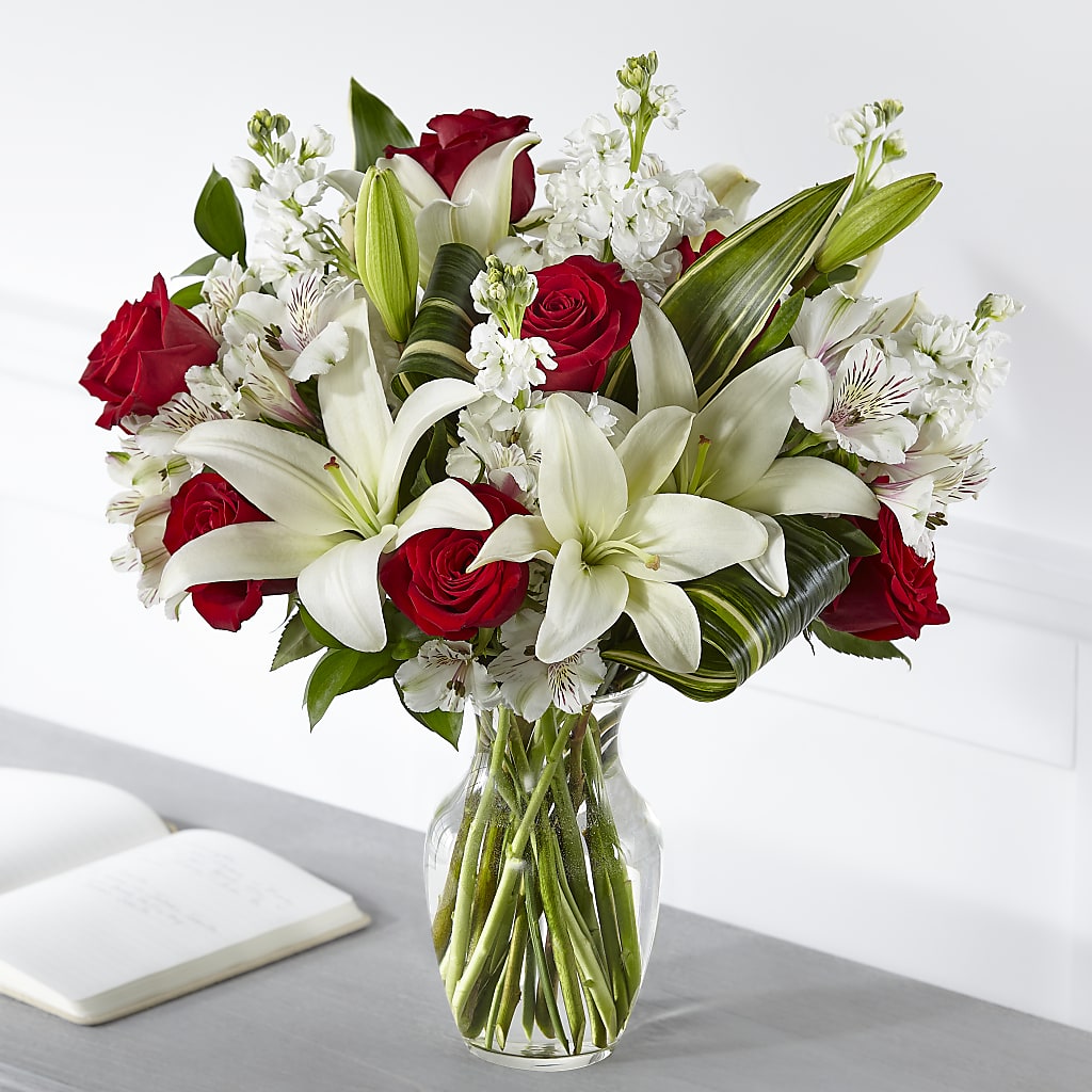 Loving Respect Bouquet – Seaside Stems, Old Saybrook CT