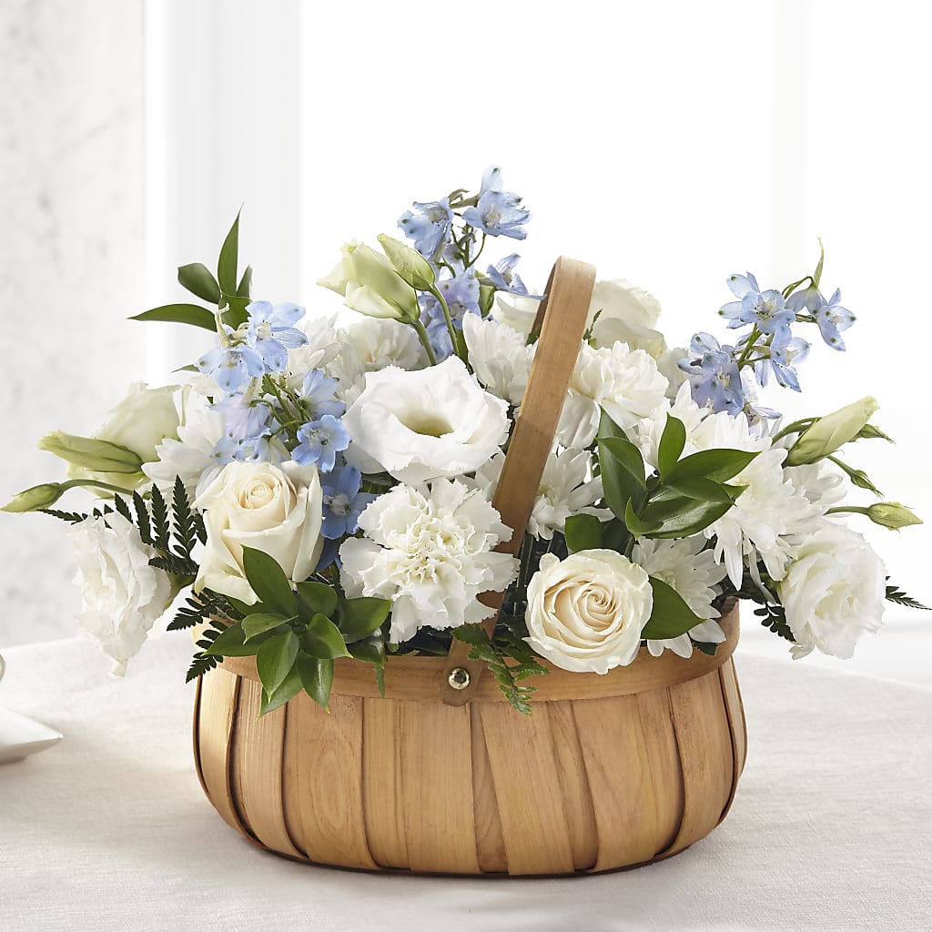 Sincerely Heartfelt Basket – Seaside Stems, Old Saybrook CT