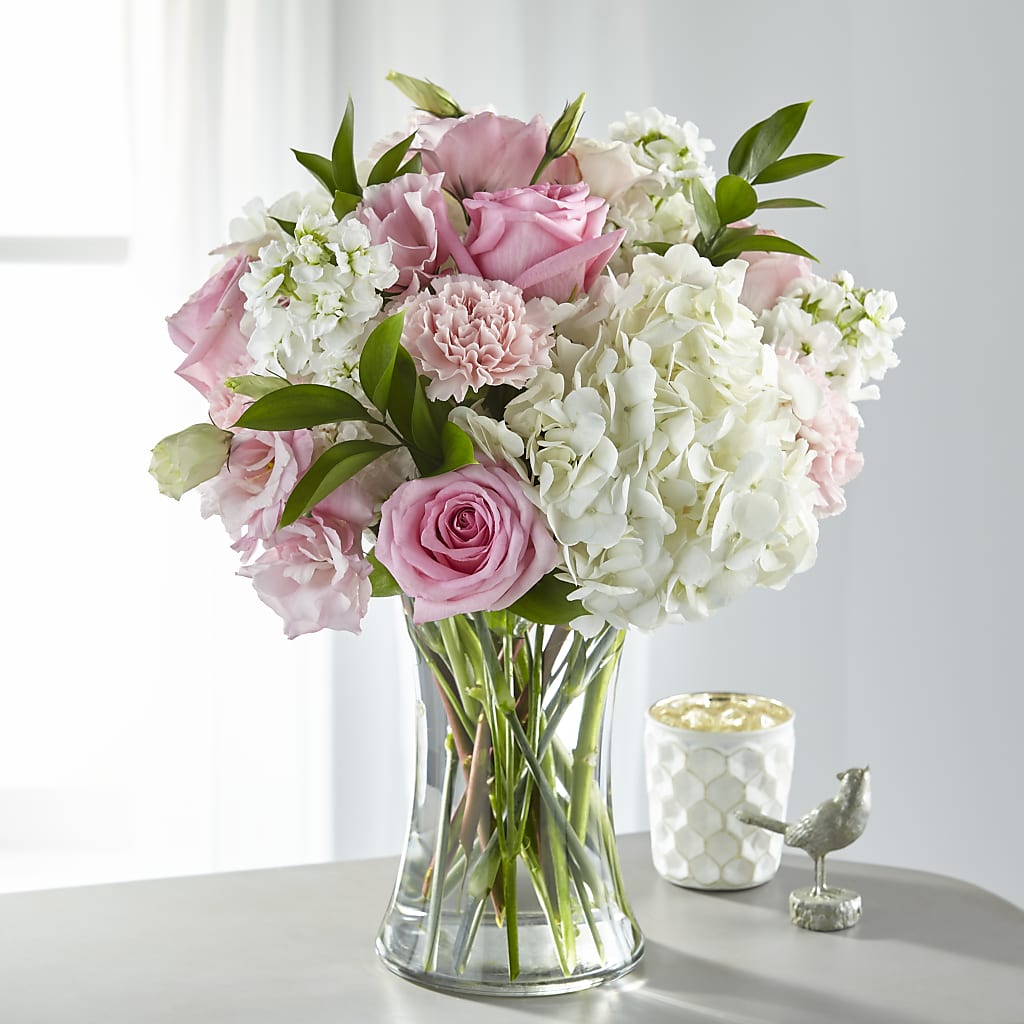 Guiding Grace Bouquet – Seaside Stems, Old Saybrook CT