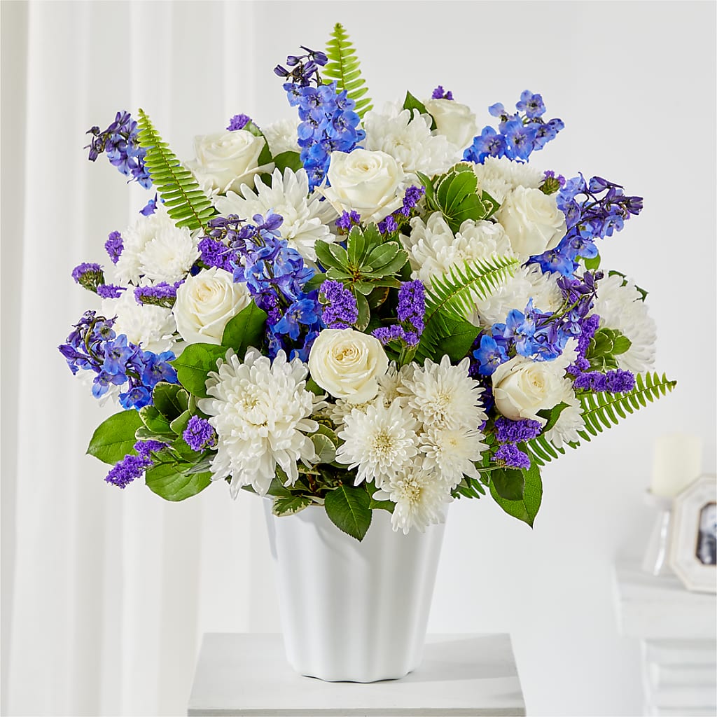 Hold Dear Tabletop Basket – Seaside Stems, Old Saybrook CT