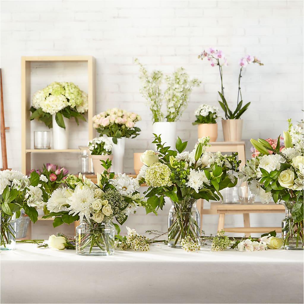 Classic Ivory – A Florist Original – Seaside Stems, Old Saybrook CT