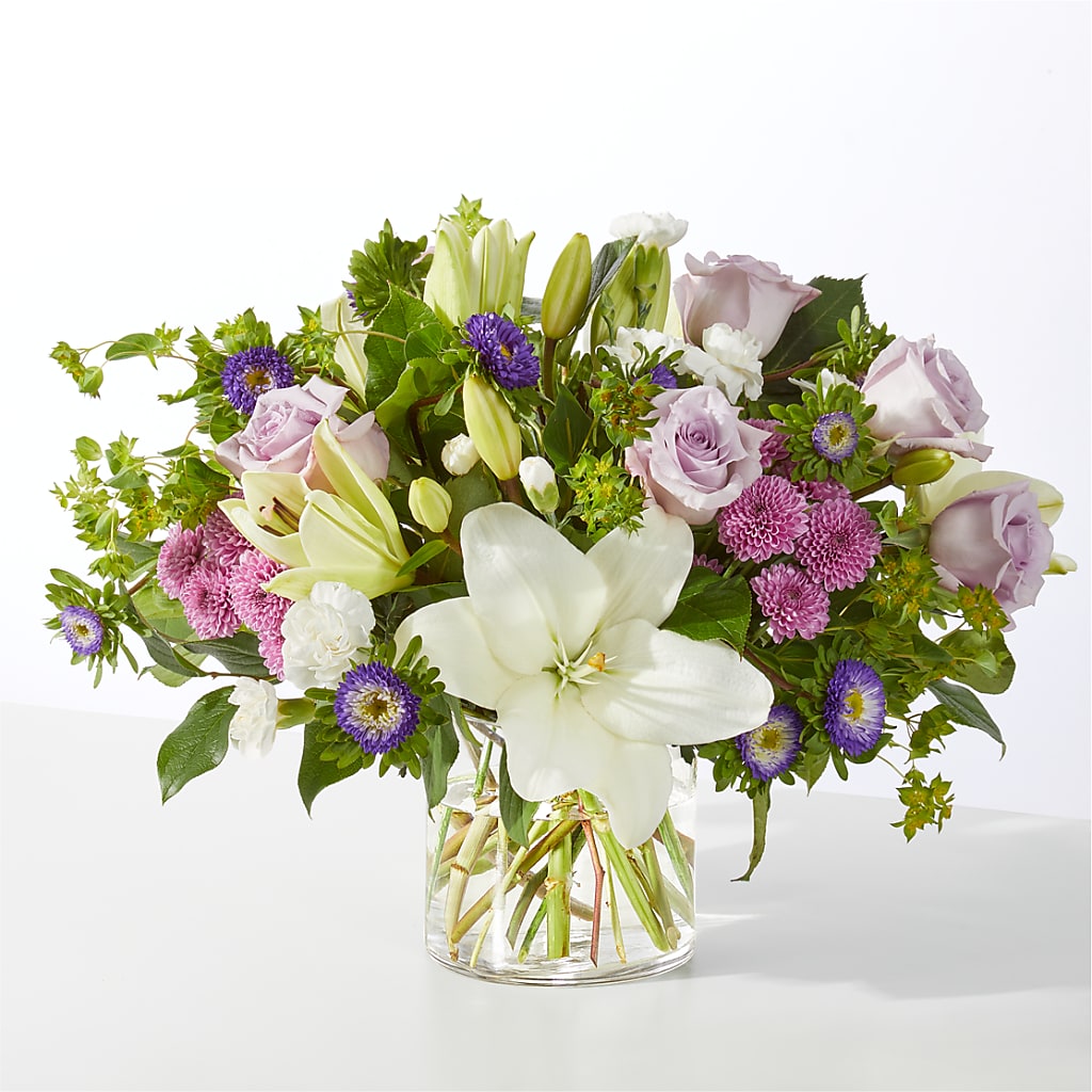 April Showers Bouquet – Seaside Stems, Old Saybrook CT