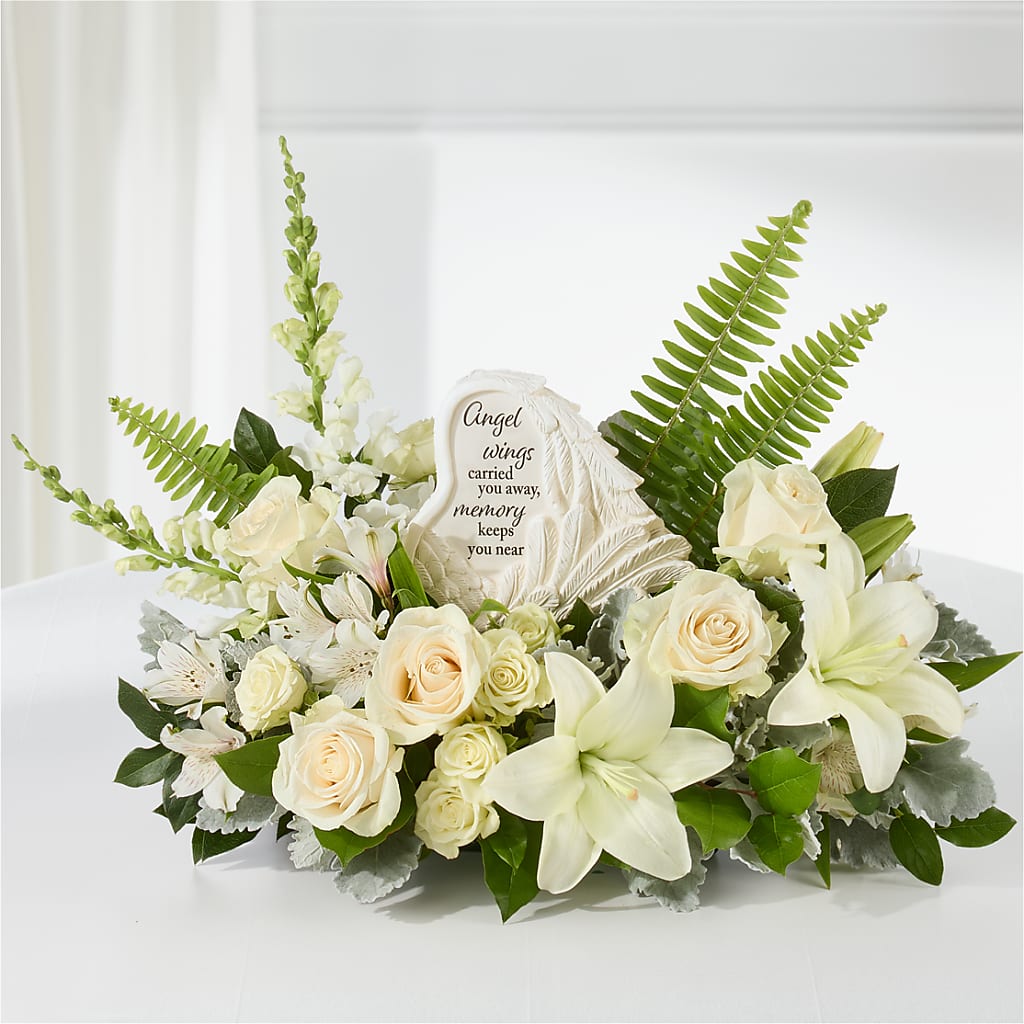 Holding You Close Arrangement –  Seaside Stems, Old Saybrook CT
