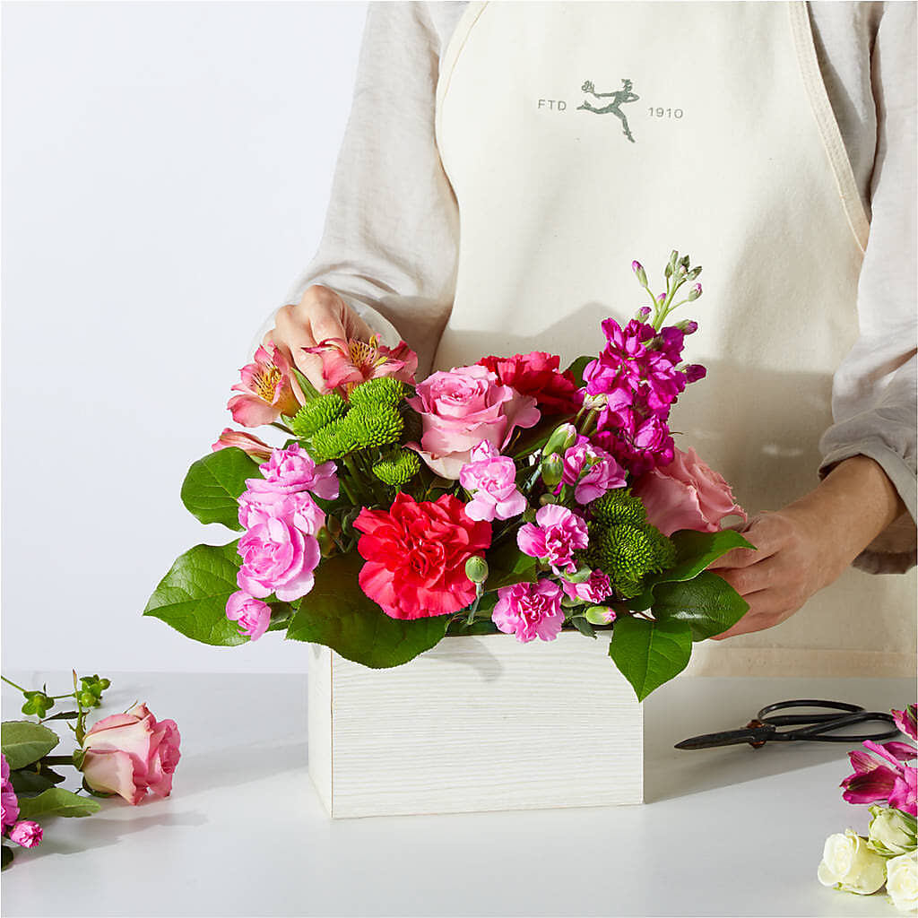 Sweetberry Box – A Florist Original –  Seaside Stems, Old Saybrook CT