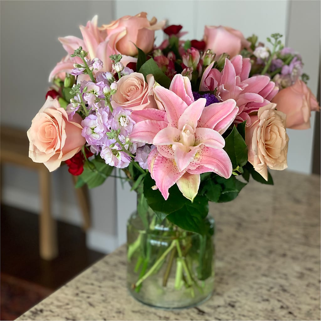 Romantique Bouquet –  Seaside Stems, Old Saybrook CT