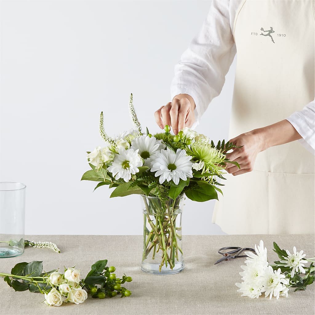 Irish Garden - A Florist Original –  Seaside Stems, Old Saybrook CT