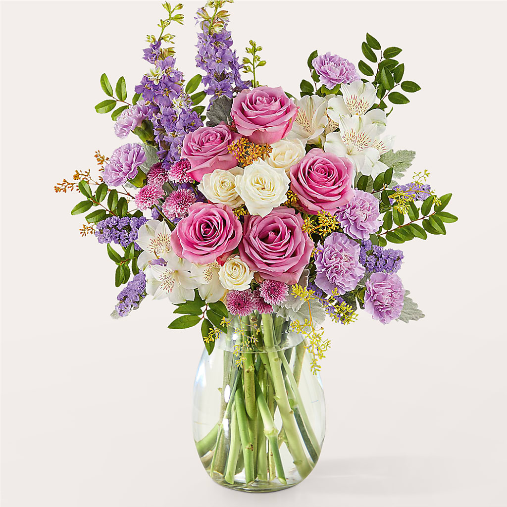 Lucky Me Bouquet –  Seaside Stems, Old Saybrook CT