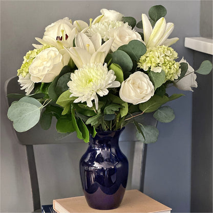 Snowy Dreams Bouquet –  Seaside Stems, Old Saybrook CT