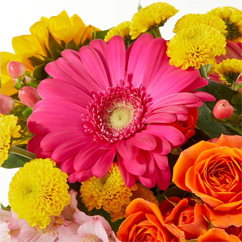 Beach Day Bouquet –  Seaside Stems, Old Saybrook CT