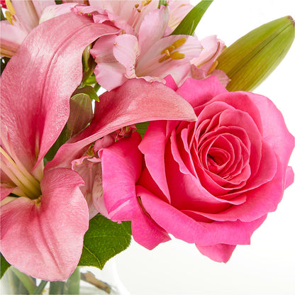 Lots of Love Bouquet –  Seaside Stems, Old Saybrook CT