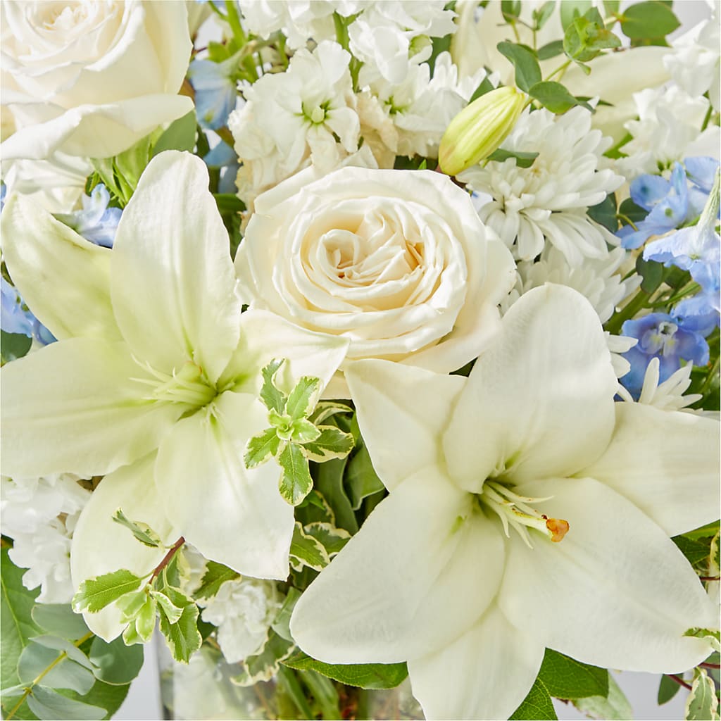 Peace of Mind Bouquet –  Seaside Stems, Old Saybrook CT