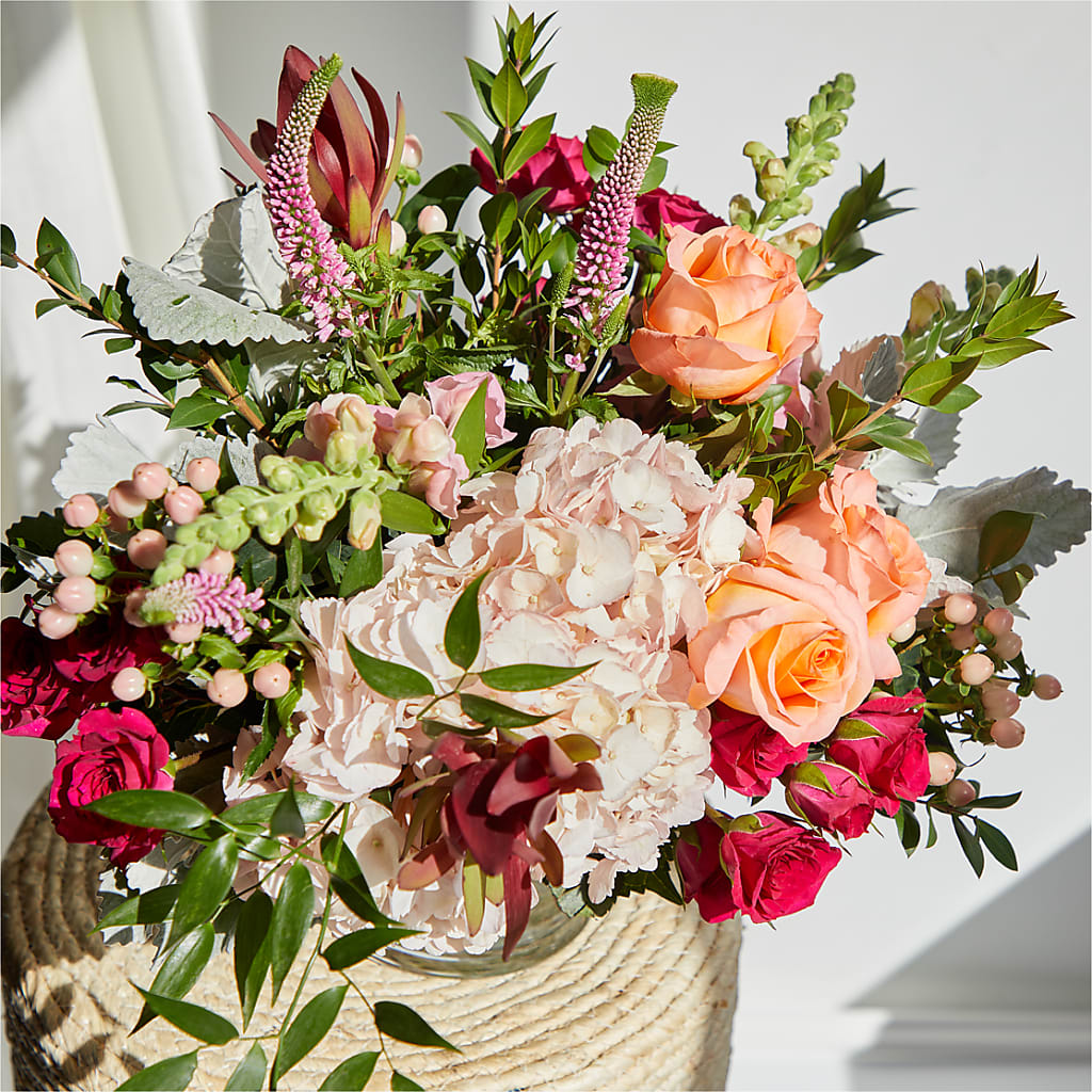 Glitz & Glam Bouquet –  Seaside Stems, Old Saybrook CT