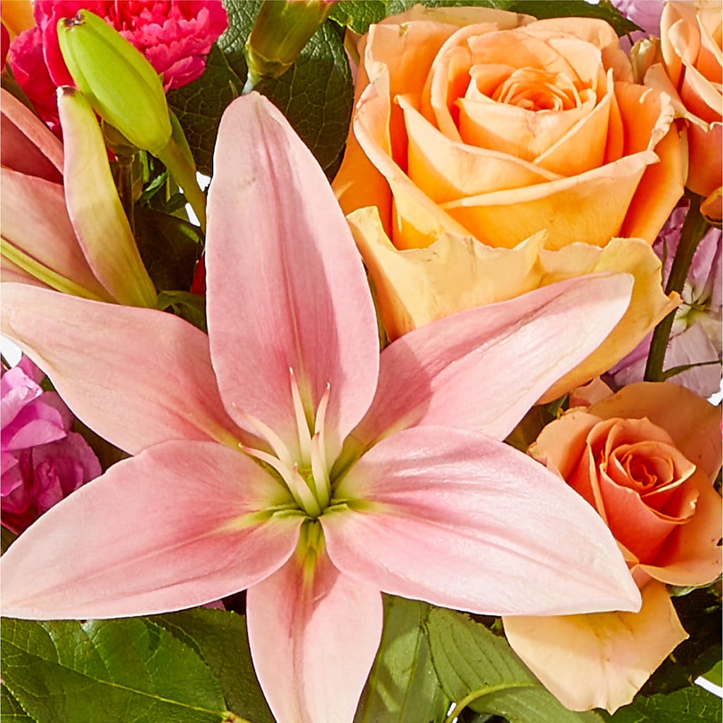 Bisous Bouquet –  Seaside Stems, Old Saybrook CT