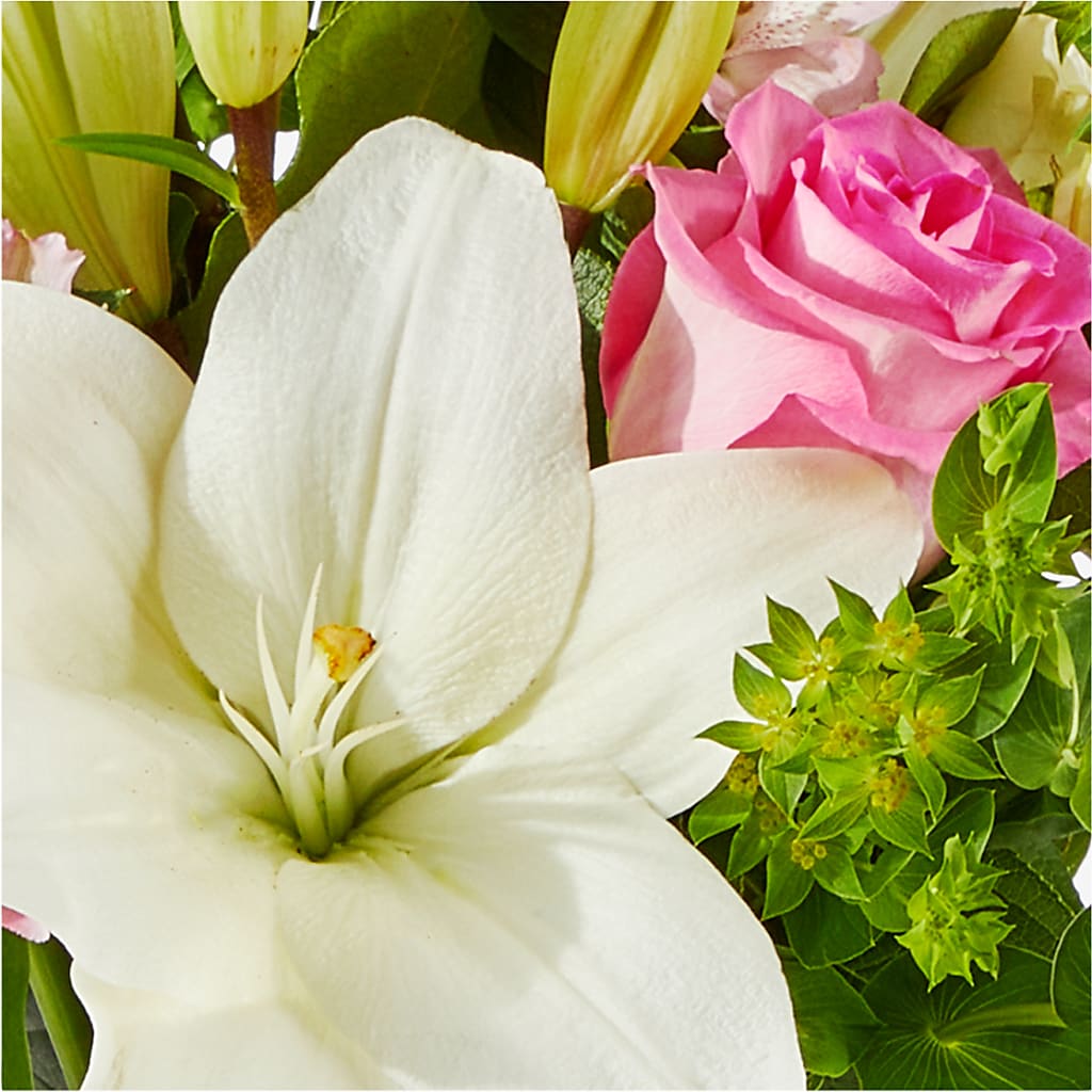 Fondly Bouquet –  Seaside Stems, Old Saybrook CT