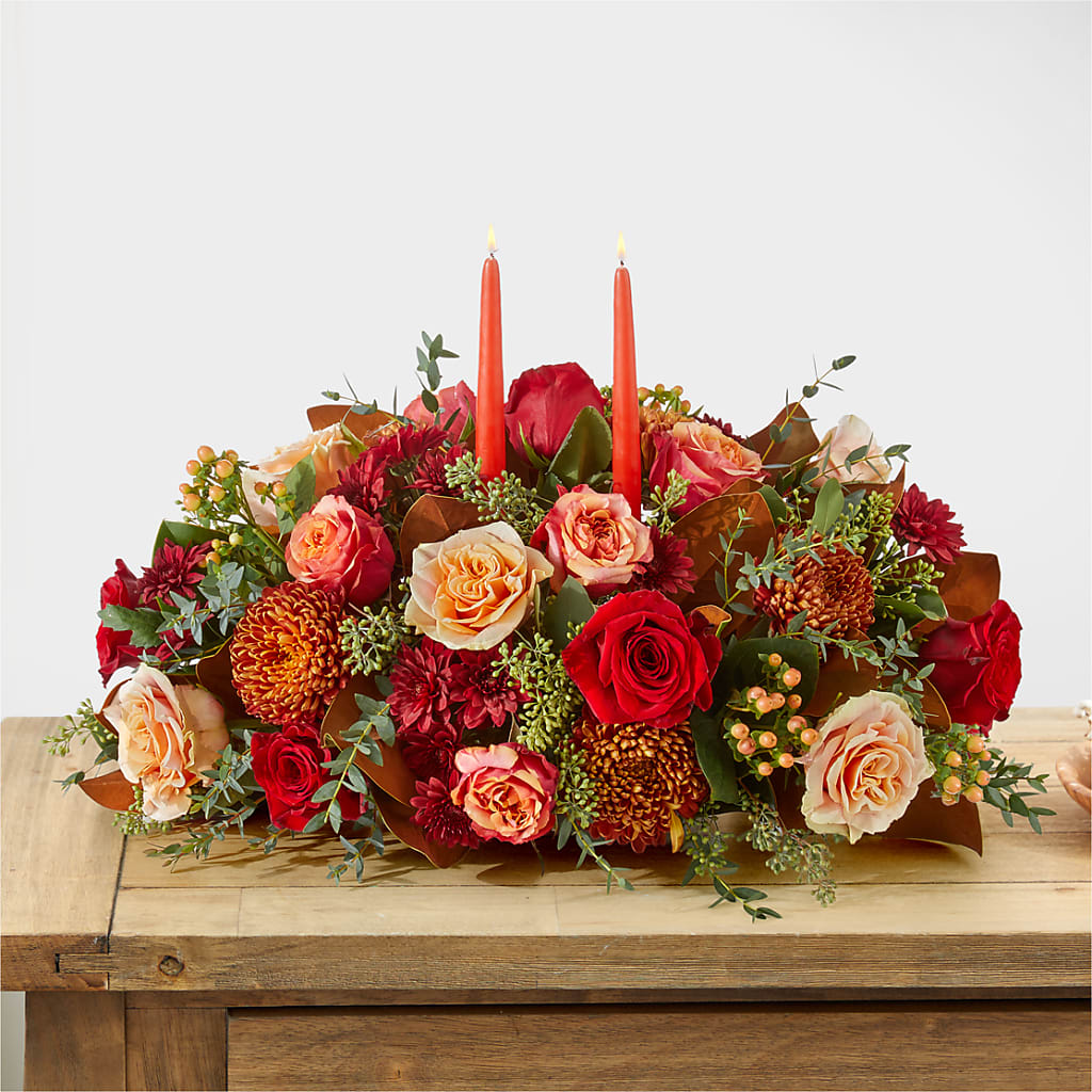 Gather Near Centerpiece –  Seaside Stems, Old Saybrook CT