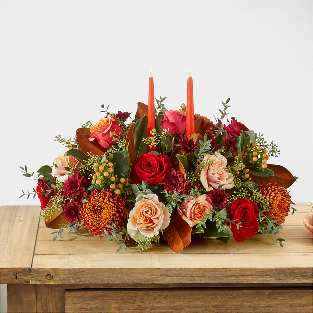 Gather Near Centerpiece –  Seaside Stems, Old Saybrook CT